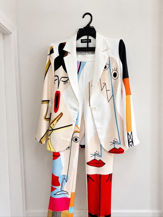 ZCRAVE Jackets & Blazers - White Multicolor Abstract Print Blazer